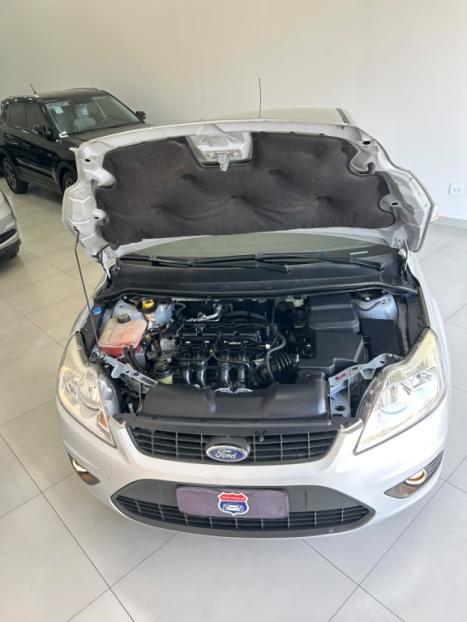 FORD Focus Hatch 1.6 16V 4P SE PLUS FLEX, Foto 6