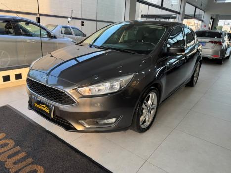 FORD Focus Hatch 1.6 4P, Foto 2