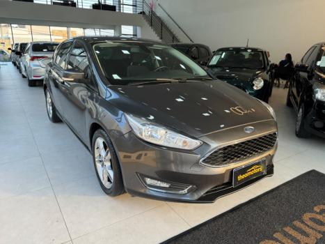 FORD Focus Hatch 1.6 4P, Foto 3