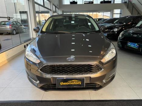 FORD Focus Hatch 1.6 4P, Foto 4