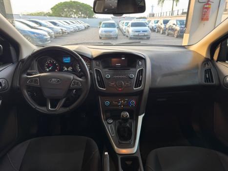FORD Focus Hatch 1.6 4P, Foto 8