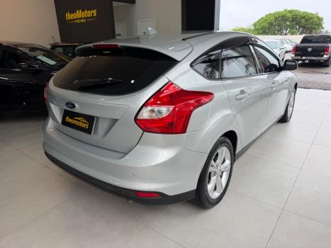 FORD Focus Hatch 1.6 4P, Foto 5