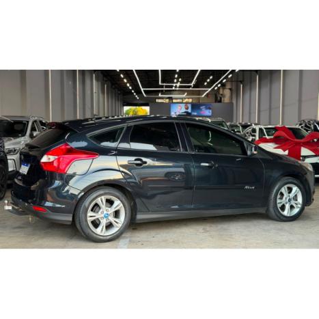 FORD Focus Hatch 1.6 16V 4P FLEX S, Foto 5