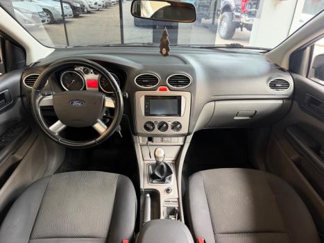 FORD Focus Hatch 1.6 4P, Foto 8