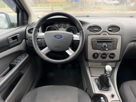 FORD Focus Hatch 1.6 4P GLX FLEX, Foto 9