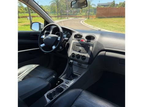 FORD Focus Hatch 1.6 4P, Foto 7