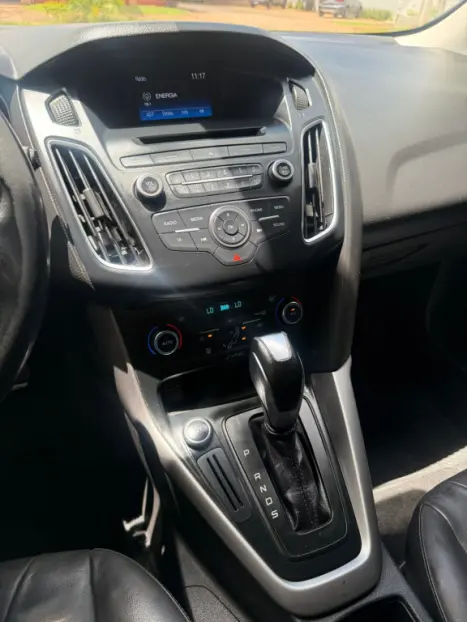 FORD Focus Hatch 2.0 16V 4P FLEX SE AUTOM�TICO, Foto 7