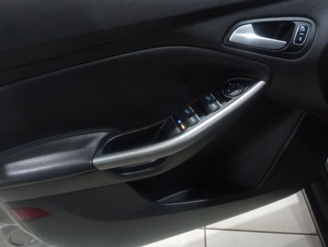 FORD Focus Hatch 2.0 16V 4P FLEX SE PLUS POWERSHIFT AUTOMTICO, Foto 8