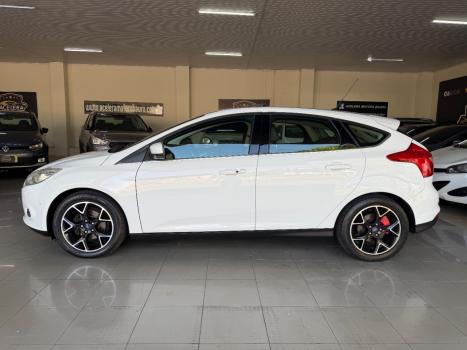 FORD Focus Hatch 2.0 16V 4P TITANIUM PLUS FLEX, Foto 3