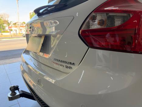 FORD Focus Hatch 2.0 16V 4P TITANIUM PLUS FLEX, Foto 6