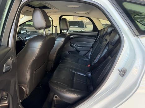 FORD Focus Hatch 2.0 16V 4P TITANIUM PLUS FLEX, Foto 8