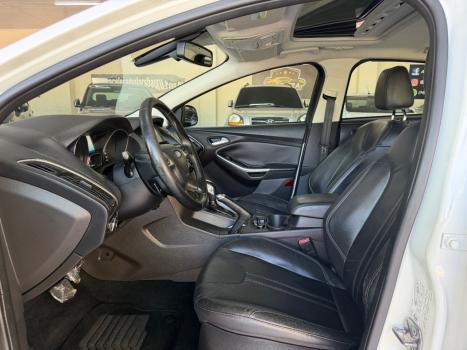 FORD Focus Hatch 2.0 16V 4P TITANIUM PLUS FLEX, Foto 12