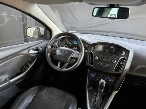 FORD Focus Hatch 2.0 16V 4P FLEX SE POWERSHIFT AUTOMTICO, Foto 13