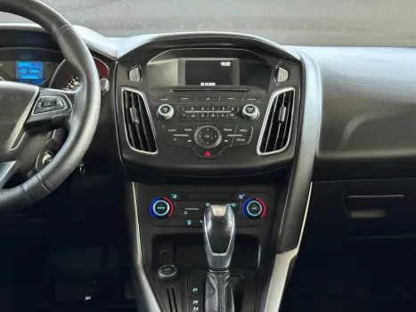 FORD Focus Hatch 2.0 16V 4P FLEX SE POWERSHIFT AUTOMTICO, Foto 16