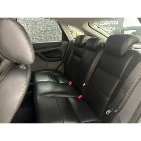 FORD Focus Hatch 2.0 16V 4P FLEX AUTOMTICO, Foto 13