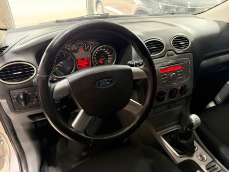 FORD Focus Hatch 2.0 16V 4P GLX FLEX, Foto 9