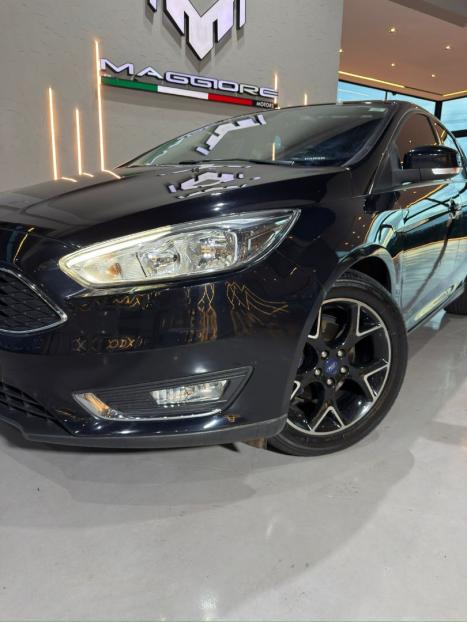 FORD Focus Hatch 2.0 16V 4P FLEX SE PLUS POWERSHIFT AUTOM�TICO, Foto 4