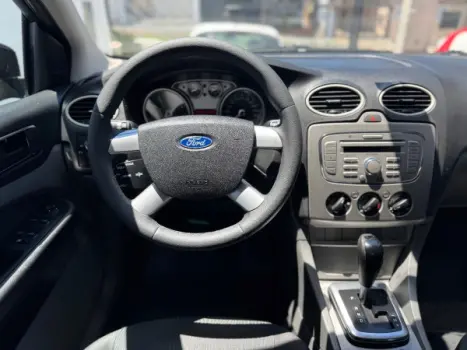 FORD Focus Hatch 2.0 16V 4P GLX FLEX AUTOM�TICO, Foto 8