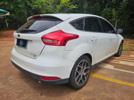 FORD Focus Hatch 2.0 16V 4P TITANIUM PLUS FLEX, Foto 6