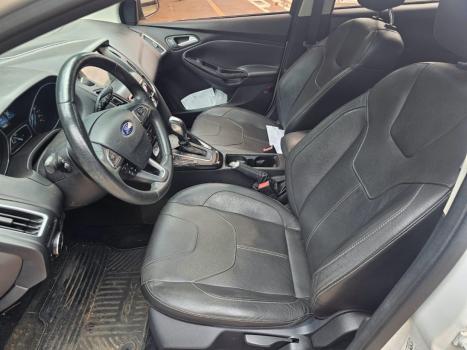 FORD Focus Hatch 2.0 16V 4P TITANIUM PLUS FLEX, Foto 16
