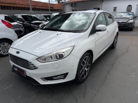 FORD Focus Hatch 2.0 16V 4P TITANIUM PLUS FLEX, Foto 3
