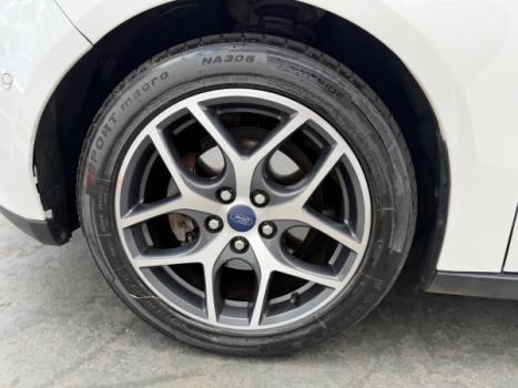FORD Focus Hatch 2.0 16V 4P TITANIUM PLUS FLEX, Foto 6