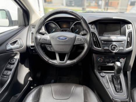 FORD Focus Hatch 2.0 16V 4P TITANIUM PLUS FLEX, Foto 8