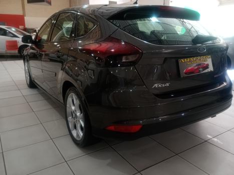 FORD Focus Hatch 2.0 16V 4P FLEX SE AUTOM�TICO, Foto 21