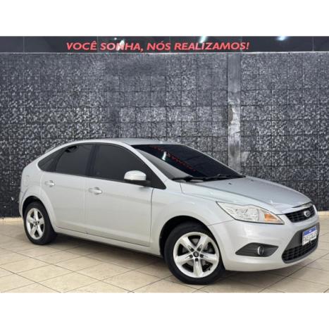 FORD Focus Hatch 2.0 16V 4P GLX, Foto 4