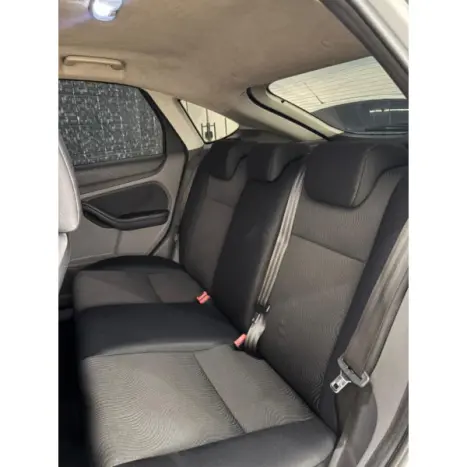 FORD Focus Hatch 2.0 16V 4P GLX, Foto 15