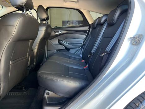 FORD Focus Hatch 2.0 16V 4P FLEX SE PLUS POWERSHIFT AUTOM�TICO, Foto 9