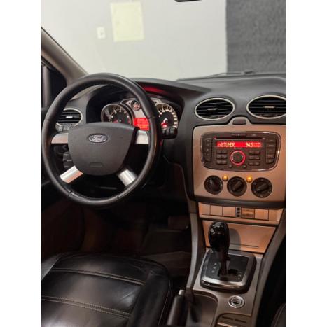 FORD Focus Hatch 2.0 16V 4P FLEX AUTOM�TICO, Foto 10