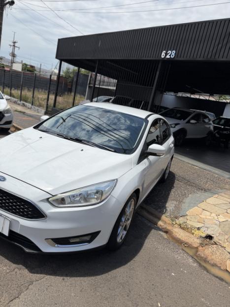 FORD Focus Hatch 2.0 16V 4P FLEX SE AUTOM�TICO, Foto 7