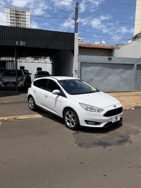 FORD Focus Hatch 2.0 16V 4P FLEX SE AUTOM�TICO, Foto 9