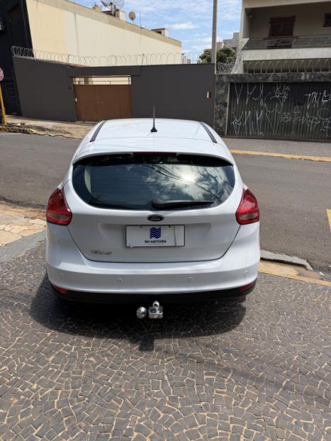 FORD Focus Hatch 2.0 16V 4P FLEX SE AUTOM�TICO, Foto 11