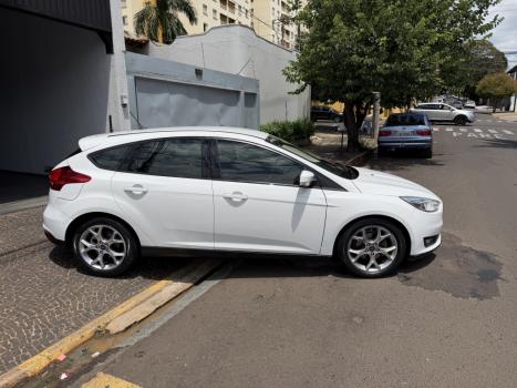 FORD Focus Hatch 2.0 16V 4P FLEX SE AUTOM�TICO, Foto 12