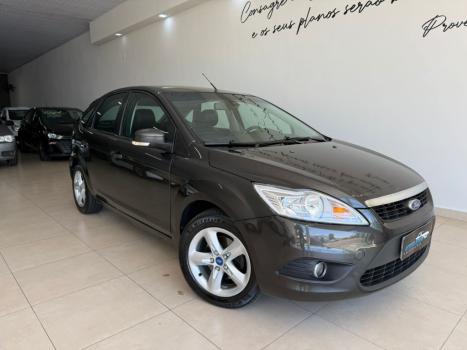 FORD Focus Hatch 2.0 16V 4P GLX AUTOM�TICO, Foto 1