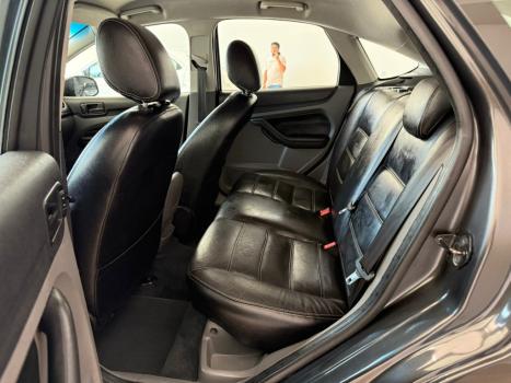 FORD Focus Hatch 2.0 16V 4P GLX AUTOM�TICO, Foto 11