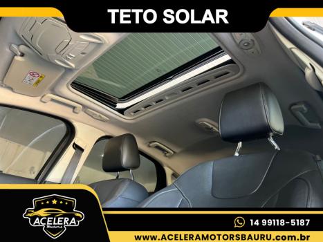 FORD Focus Hatch 2.0 16V 4P TITANIUM PLUS FLEX, Foto 4