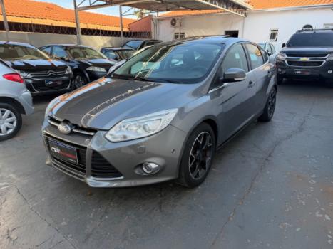 FORD Focus Hatch 2.0 16V 4P TITANIUM PLUS FLEX, Foto 3