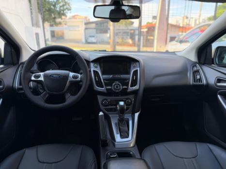 FORD Focus Hatch 2.0 16V 4P TITANIUM PLUS FLEX, Foto 9