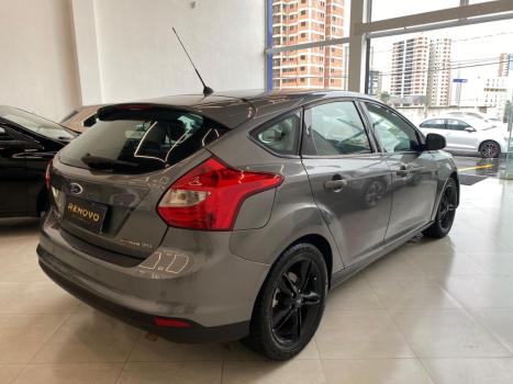 FORD Focus Hatch 2.0 16V 4P FLEX SE AUTOM�TICO, Foto 5
