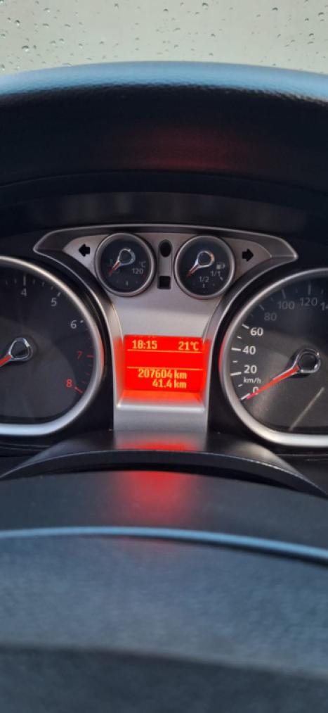FORD Focus Hatch 2.0 16V 4P FLEX TITANIUM AUTOM�TICO, Foto 7