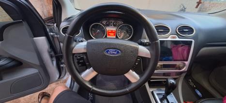 FORD Focus Hatch 2.0 16V 4P FLEX TITANIUM AUTOM�TICO, Foto 8