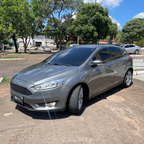 FORD Focus Hatch 2.0 16V 4P FLEX SE POWERSHIFT AUTOM�TICO, Foto 2