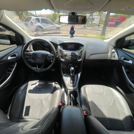 FORD Focus Hatch 2.0 16V 4P FLEX SE POWERSHIFT AUTOM�TICO, Foto 6