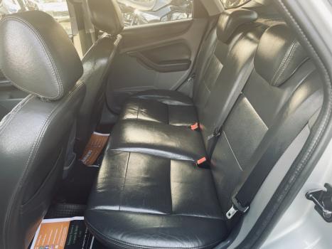 FORD Focus Hatch 2.0 16V 4P FLEX SE PLUS POWERSHIFT AUTOM�TICO, Foto 7
