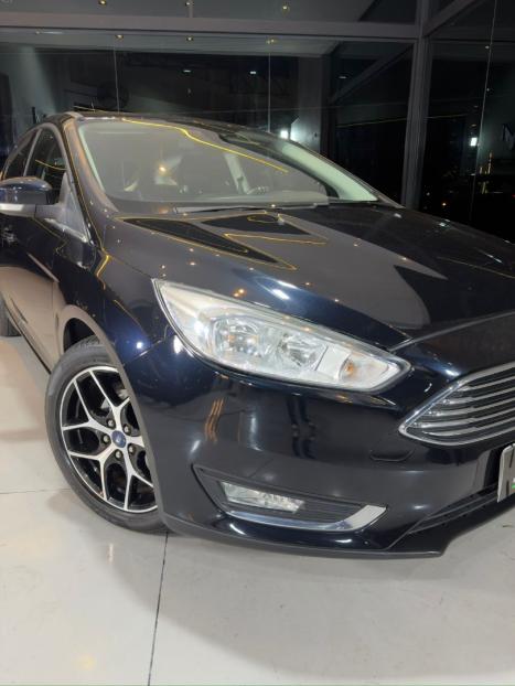 FORD Focus Hatch 2.0 16V 4P FLEX TITANIUM POWERSHIFT AUTOM�TICO, Foto 6