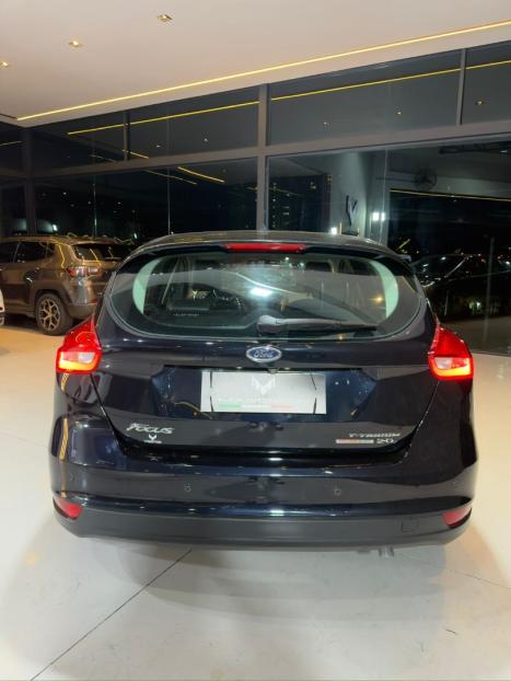 FORD Focus Hatch 2.0 16V 4P FLEX TITANIUM POWERSHIFT AUTOM�TICO, Foto 11
