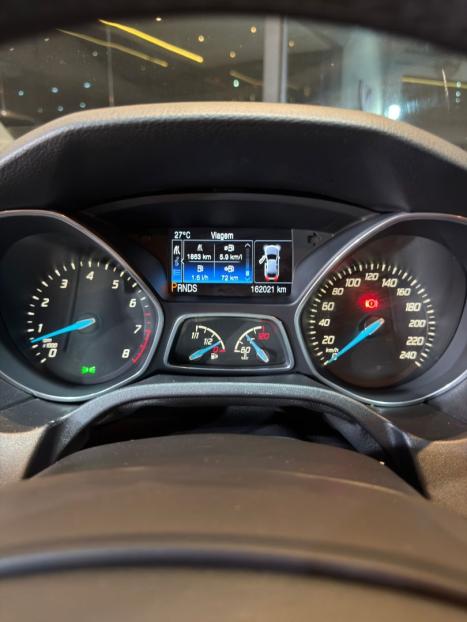 FORD Focus Hatch 2.0 16V 4P FLEX TITANIUM POWERSHIFT AUTOM�TICO, Foto 19